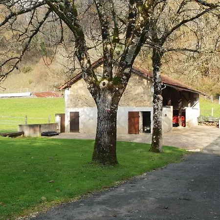 Le Domaine De Merlande -demeure De Charme Avec Piscine *
