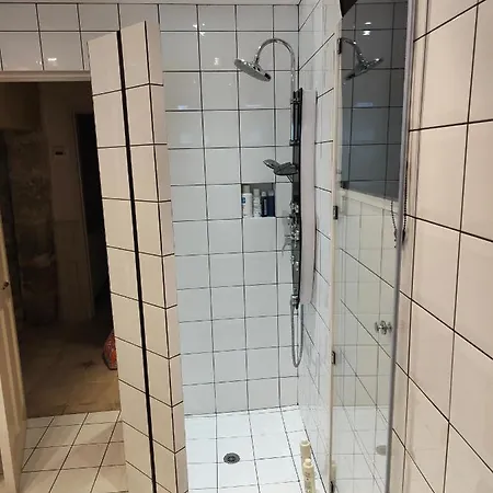 Le Domaine De Merlande -demeure De Charme Avec Piscine La Lande (Dordogne)